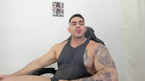 frank_foxx1 online show from February 2026 02:39:02 AM