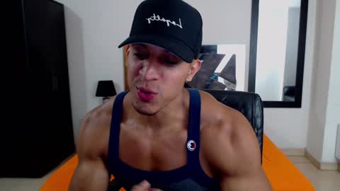 Snapshot of frank_heaven_shore chatting on January 2025 12:26:02 PM Frank online show from January 2025 12:26:02 PM