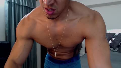 Snapshot of frank_heaven_shore chatting on September 2025 05:11:02 AM Frank online show from September 2025 05:11:02 AM