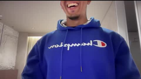 Snapshot of frank_heaven_shore chatting on November 2025 10:42:01 PM Frank online show from November 2025 10:42:01 PM