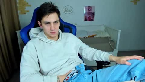 Frank online show from February 2026 05:36:02 AM