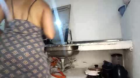 frankdanielsmolano online show from April 2026 02:50:02 AM