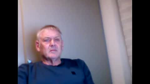 frannkboy61 online show from March 2026 07:08:02 PM