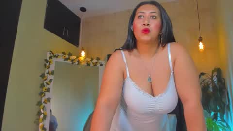 Fransheska online show from May 2026 06:57:01 PM