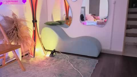 Fransheska online show from May 2026 11:39:02 AM