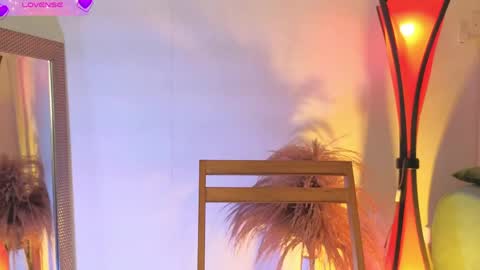 Fransheska online show from May 2026 11:39:02 AM