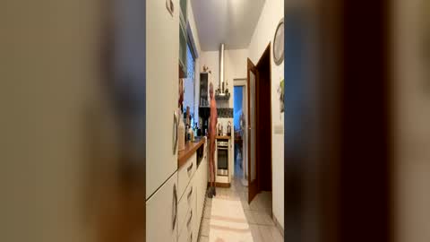 Franz online show from July 2026 04:09:01 AM