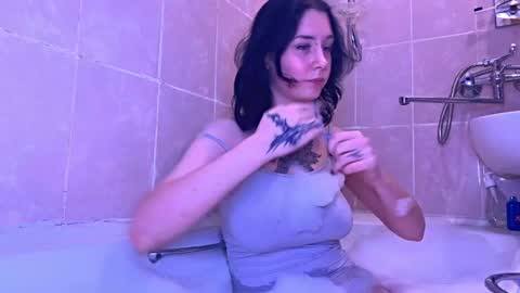 mistress Bastet and  mintcola online show from December 2024 05:00:01 PM