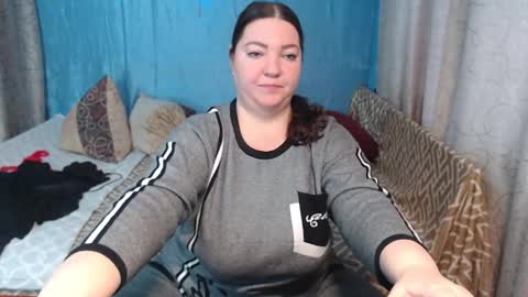 frau_becky online show from February 2025 02:13:02 PM