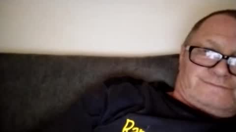 Snapshot of frauenfeind1 chatting on January 2025 11:24:01 AM Wolfi online show from January 2025 11:24:01 AM