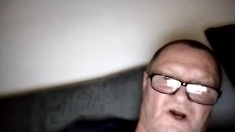 Snapshot of frauenfeind1 chatting on February 2025 02:34:02 PM Wolfi online show from February 2025 02:34:02 PM