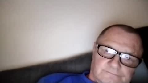 Snapshot of frauenfeind1 chatting on February 2025 08:17:01 AM Wolfi online show from February 2025 08:17:01 AM