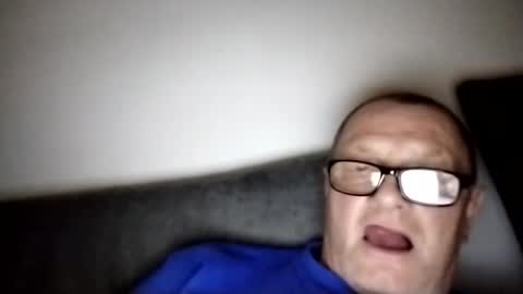 Snapshot of frauenfeind1 chatting on March 2025 07:30:01 AM Wolfi online show from March 2025 07:30:01 AM