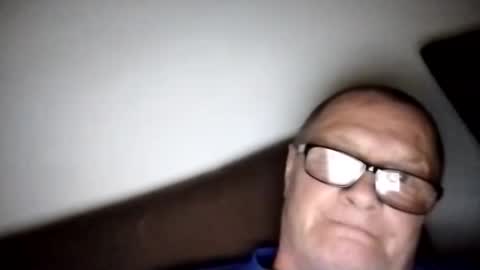 Snapshot of frauenfeind1 chatting on October 2025 01:42:02 PM Wolfi online show from October 2025 01:42:02 PM