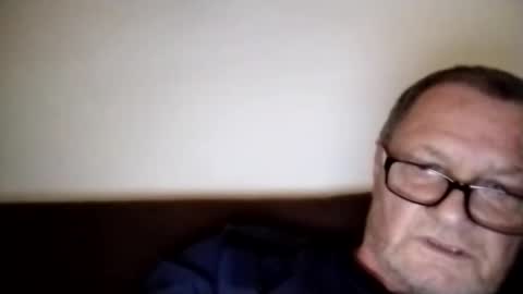 Snapshot of frauenfeind1 chatting on November 2025 12:50:02 PM Wolfi online show from November 2025 12:50:02 PM