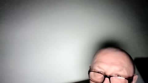 Snapshot of frauenfeind1 chatting on February 2026 03:53:01 PM Wolfi online show from February 2026 03:53:01 PM