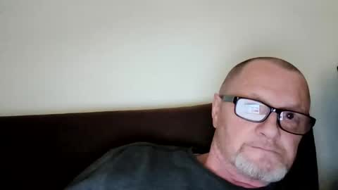 Snapshot of frauenfeind1 chatting on February 2026 09:31:02 AM Wolfi online show from February 2026 09:31:02 AM