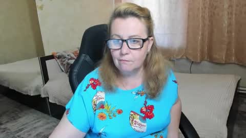 FrauMartha online show from May 2026 12:54:01 PM