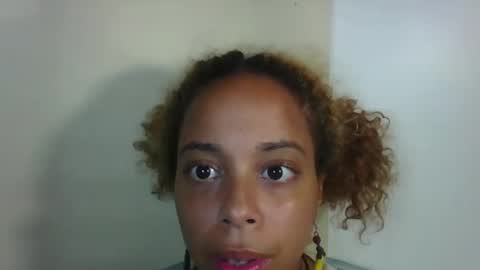 Snapshot of freakjawn1992 chatting on December 2024 03:58:01 PM FreakJawn online show from December 2024 03:58:01 PM