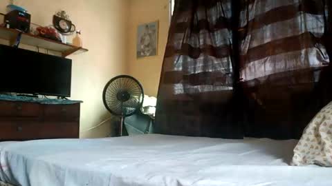 Snapshot of freakjawn1992 chatting on December 2024 04:57:02 PM FreakJawn online show from December 2024 04:57:02 PM