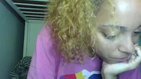 Snapshot of freakjawn1992 chatting on January 2025 04:13:01 PM FreakJawn online show from January 2025 04:13:01 PM