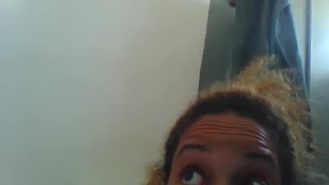 Snapshot of freakjawn1992 chatting on February 2025 07:02:01 PM FreakJawn online show from February 2025 07:02:01 PM