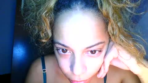 Snapshot of freakjawn1992 chatting on November 2025 01:33:02 PM FreakJawn online show from November 2025 01:33:02 PM