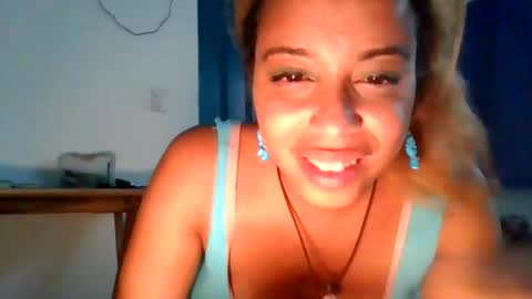 Snapshot of freakjawn1992 chatting on January 2026 04:04:02 AM FreakJawn online show from January 2026 04:04:02 AM