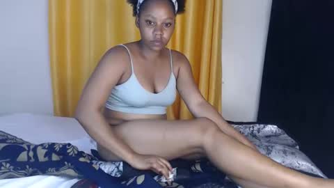 freakyLucy online show from April 2026 02:21:01 PM