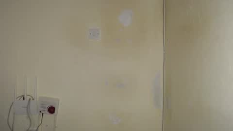 Snapshot of freaky_ass chatting on October 2025 03:24:01 PM Berry online show from October 2025 03:24:01 PM