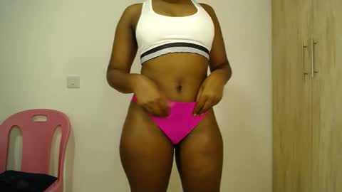 Snapshot of freaky_ass chatting on May 2026 03:06:01 PM Berry online show from May 2026 03:06:01 PM