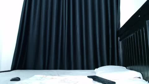freaky_bunnies online show from May 2026 08:14:02 PM