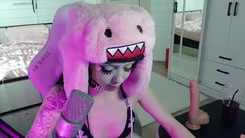 Freaky online show from July 2026 10:19:02 PM