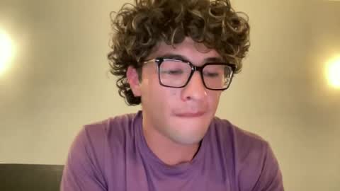 Snapshot of freakydlboii chatting on June 2026 01:41:02 AM freakydlboii online show from June 2026 01:41:02 AM