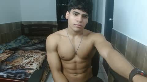 Snapshot of fred_eon20006 chatting on October 2025 03:21:02 PM Esteban online show from October 2025 03:21:02 PM