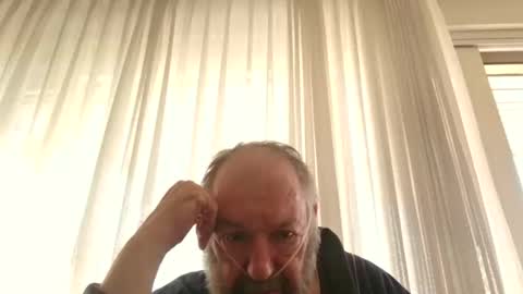 Snapshot of fredaldavid chatting on April 2026 08:29:01 AM David Fredal online show from April 2026 08:29:01 AM