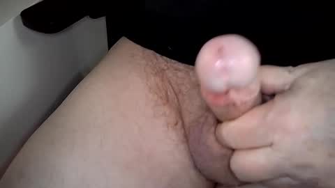 Snapshot of freddie300 chatting on February 2026 08:35:01 AM freddie300 online show from February 2026 08:35:01 AM