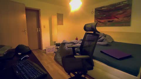 freddow online show from March 2026 09:51:01 PM