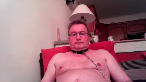 freddy9509 online show from February 2026 07:06:02 PM