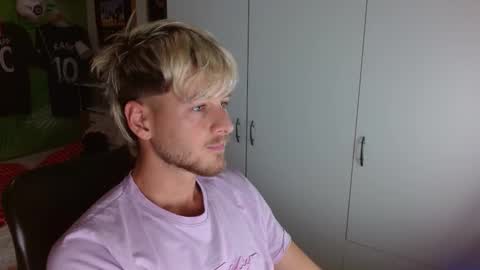 Snapshot of freddy_star chatting on November 2025 07:26:02 PM Frederick Perin online show from November 2025 07:26:02 PM