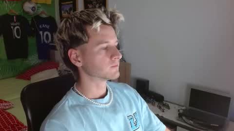 Snapshot of freddy_star chatting on January 2026 09:40:02 PM Frederick Perin online show from January 2026 09:40:02 PM