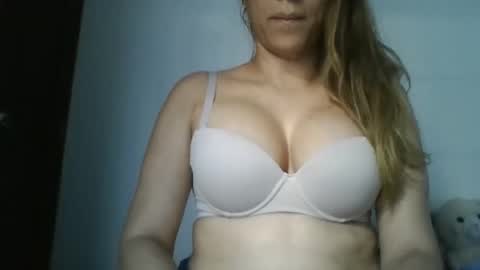 Snapshot of freddymar0109 chatting on January 2026 07:17:01 PM freddymar0109 online show from January 2026 07:17:01 PM