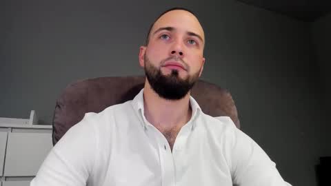 Snapshot of free_man___ chatting on September 2025 10:52:01 AM Andrew online show from September 2025 10:52:01 AM