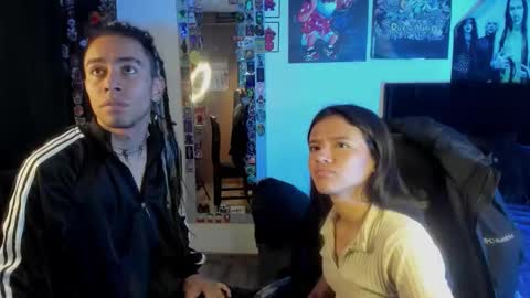 laura online show from October 2025 07:07:02 PM