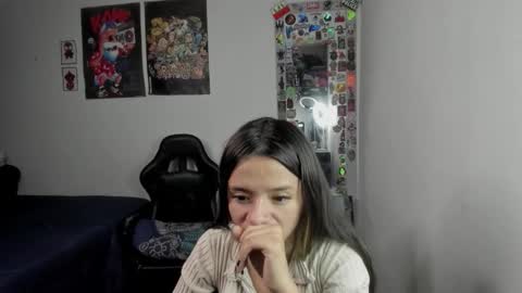 laura online show from November 2025 08:21:02 PM