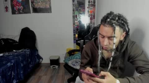 laura online show from November 2025 02:11:02 AM