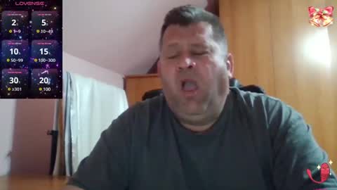 freeboy80180 online show from March 2025 07:14:01 PM