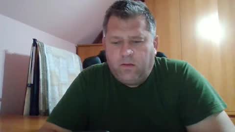 freeboy80180 online show from November 2025 04:40:02 PM