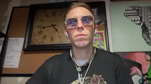 freeyourmind247 online show from November 2025 11:43:01 AM