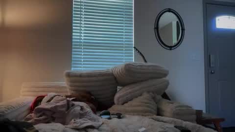 freeyourmind247 online show from April 2026 07:05:02 PM